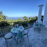 Azul Bed & Breakfast *
