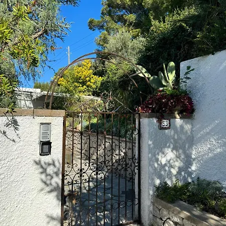 Azul Bed & Breakfast 4*