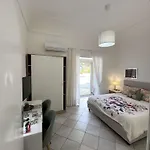 Azul Bed & Breakfast *